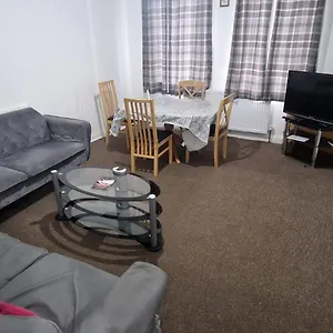 Apartment Simple 2bed Flat In Edinburgh., Edinburgh
